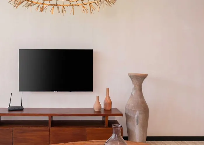Extraordinary 2br In Fully Equipped In