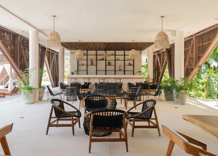 Extraordinary 2br In Fully Equipped In